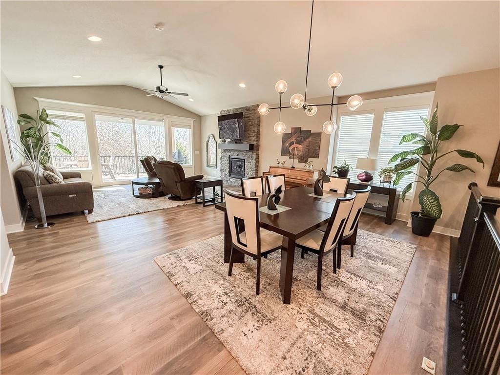 1173 SW Whitby Drive — photo 11