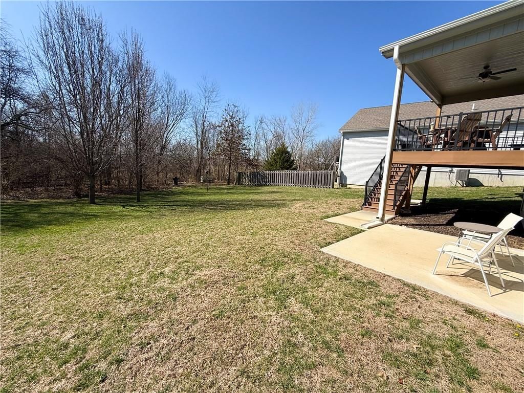 1173 SW Whitby Drive — photo 46