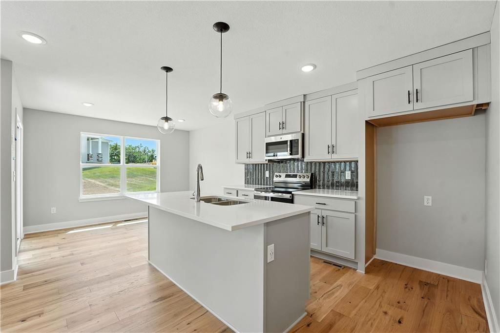 806 Glenn Circle — photo 15