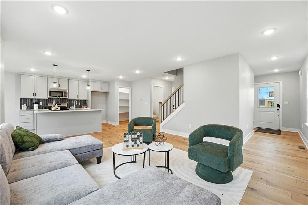 806 Glenn Circle — photo 19
