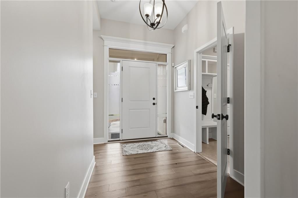8735 W Longview Parkway — photo 13