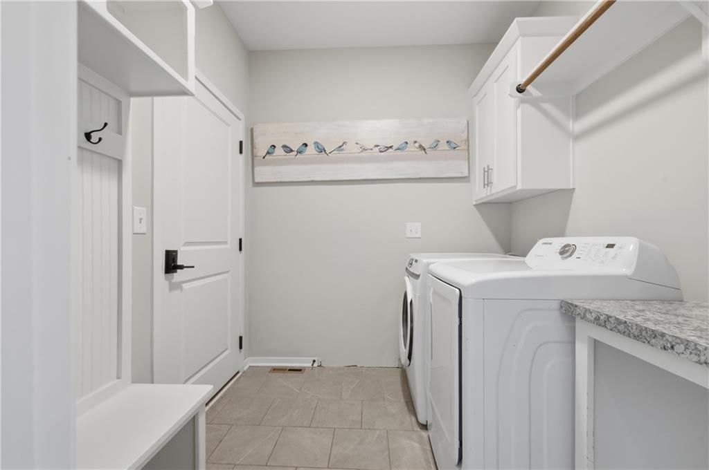 8735 W Longview Parkway — photo 15