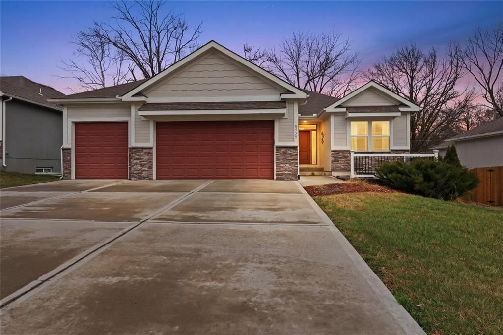8735 W Longview Parkway — photo 33