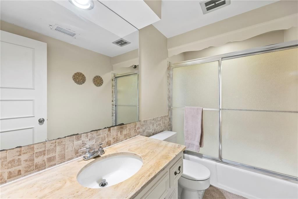11222 Holly Street — photo 29