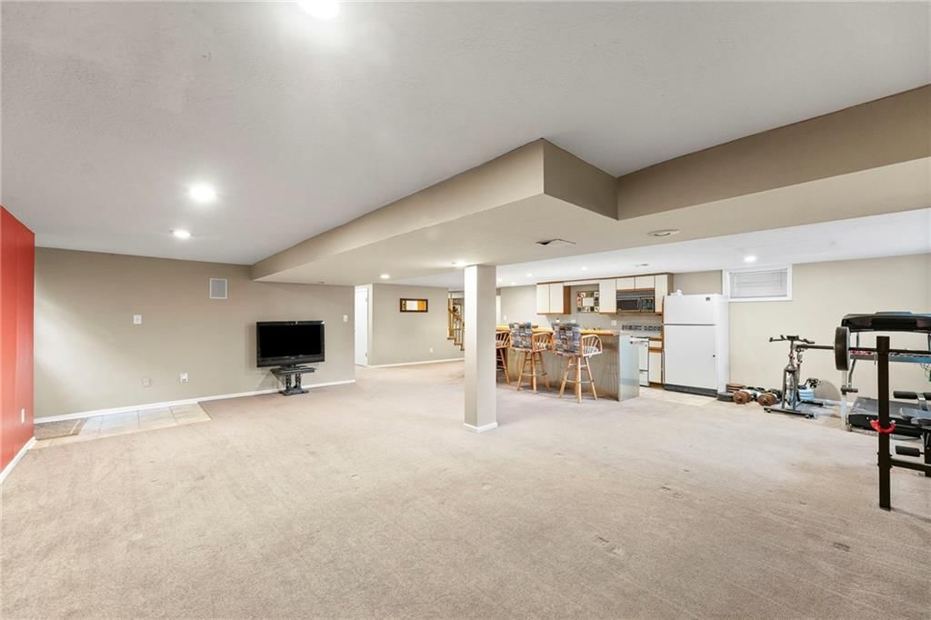 11222 Holly Street — photo 32