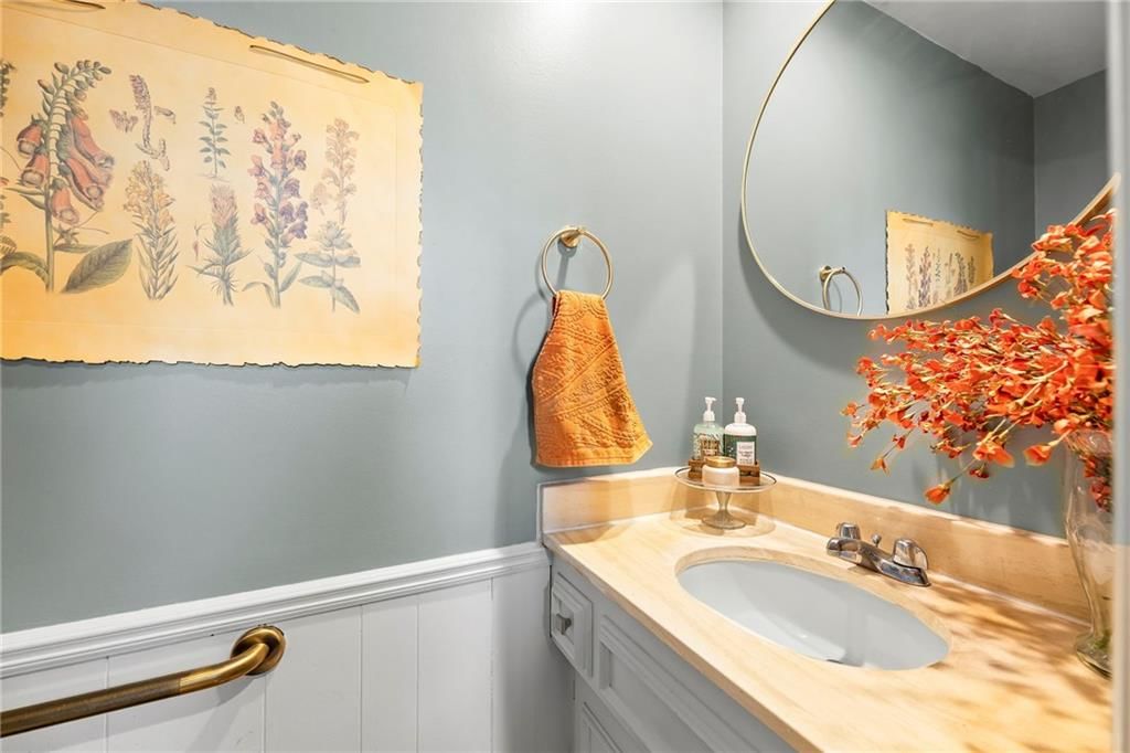 11222 Holly Street — photo 35