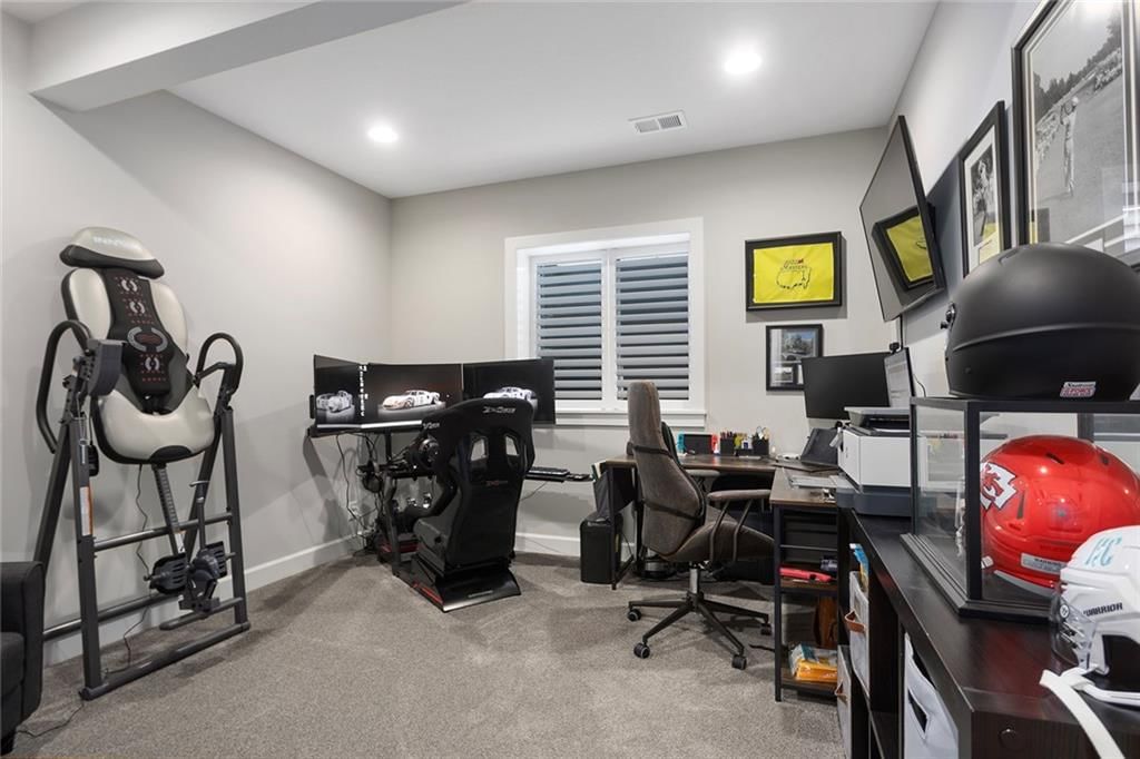 809 Bridgeshire Drive — photo 38