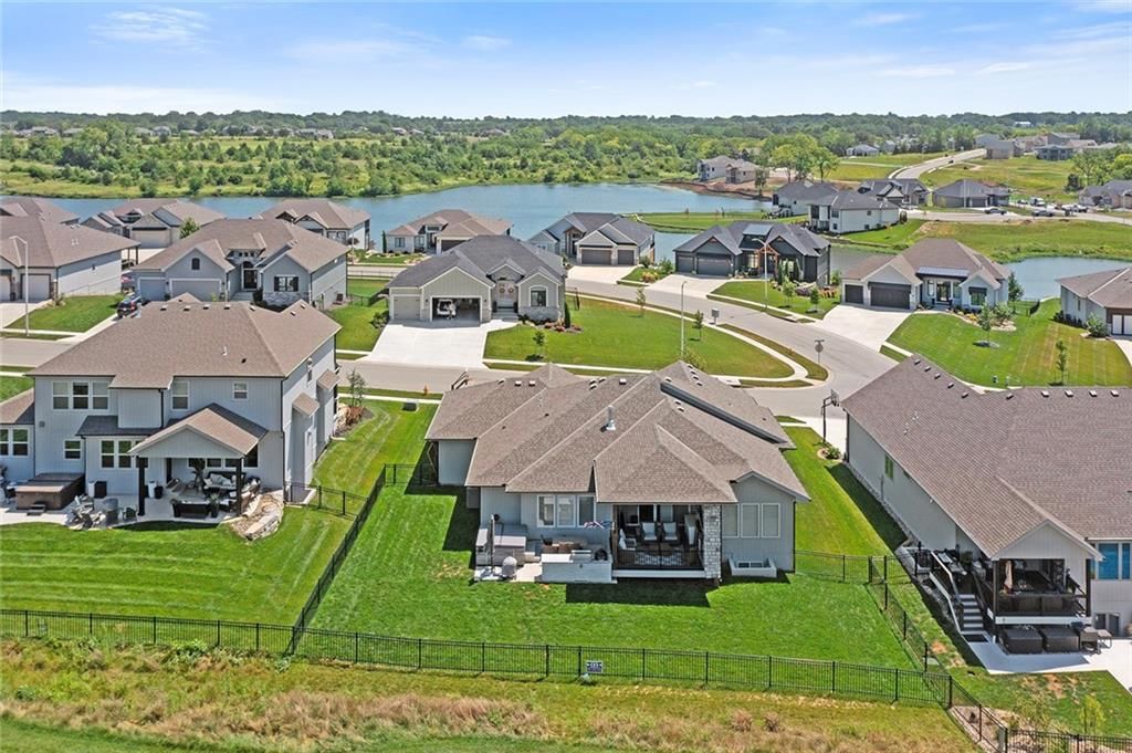 809 Bridgeshire Drive — photo 48