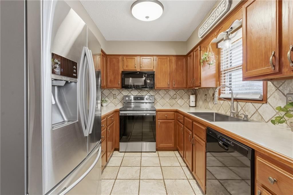 33775 Valleyview Street — photo 10