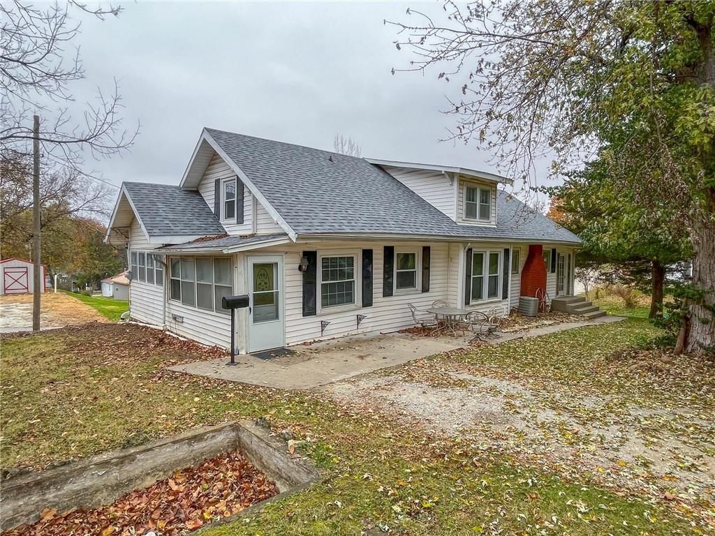 512 W 11th Street, Trenton, MO