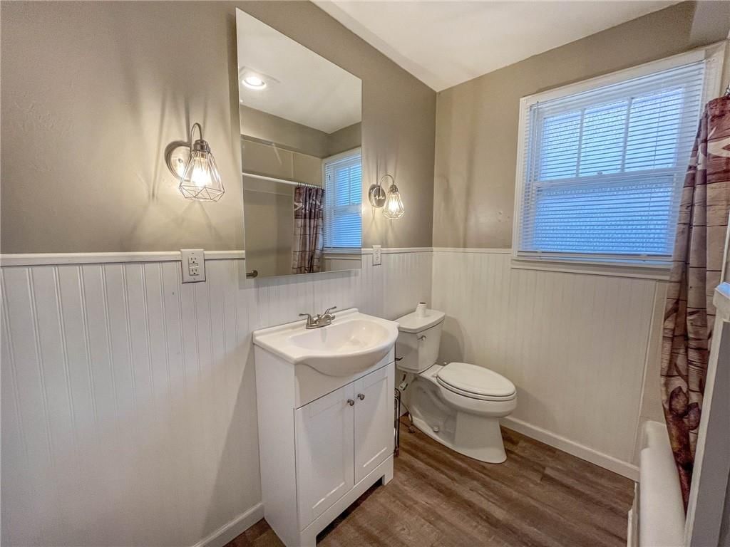 512 W 11th Street — photo 5