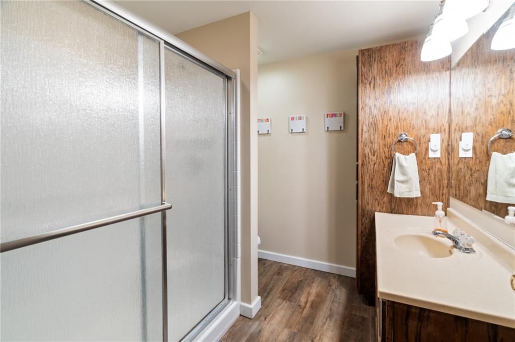 1006 Lake Viking Terrace — photo 33