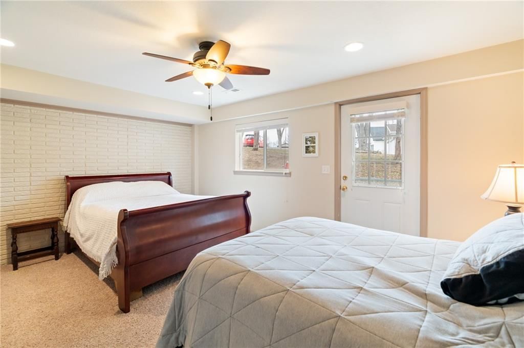 1006 Lake Viking Terrace — photo 35