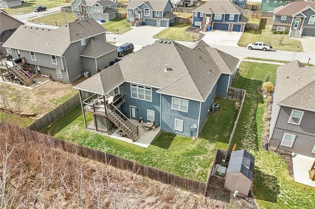 915 N Oak Terrace — photo 22