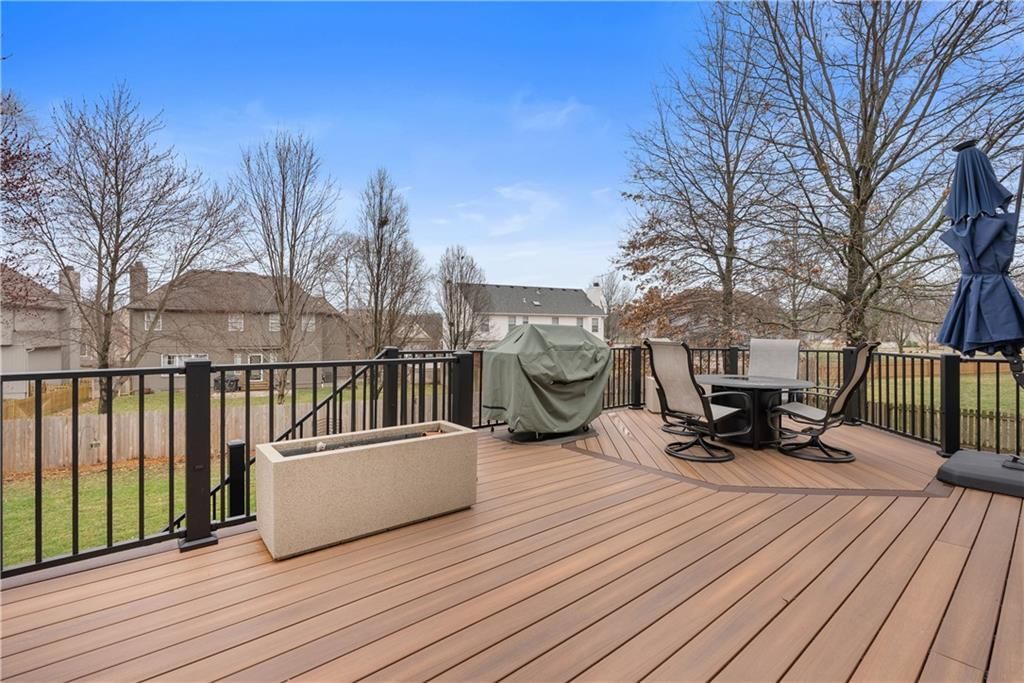 313 SW Bridlewood Court — photo 16