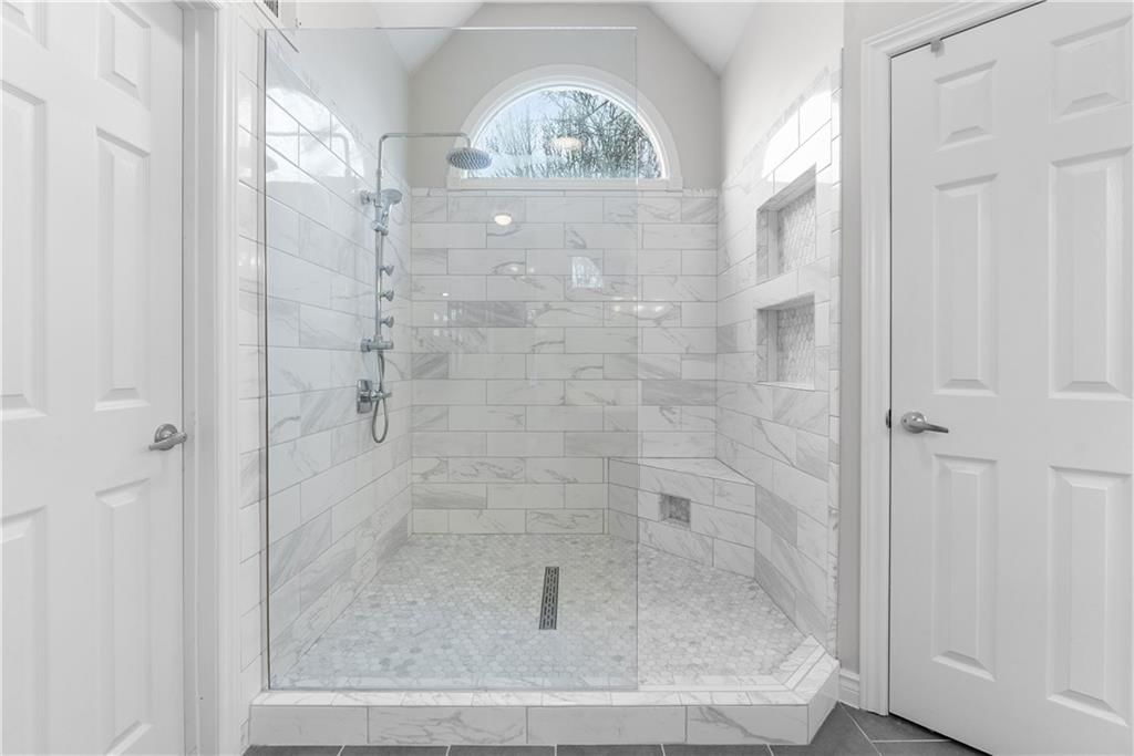 313 SW Bridlewood Court — photo 25