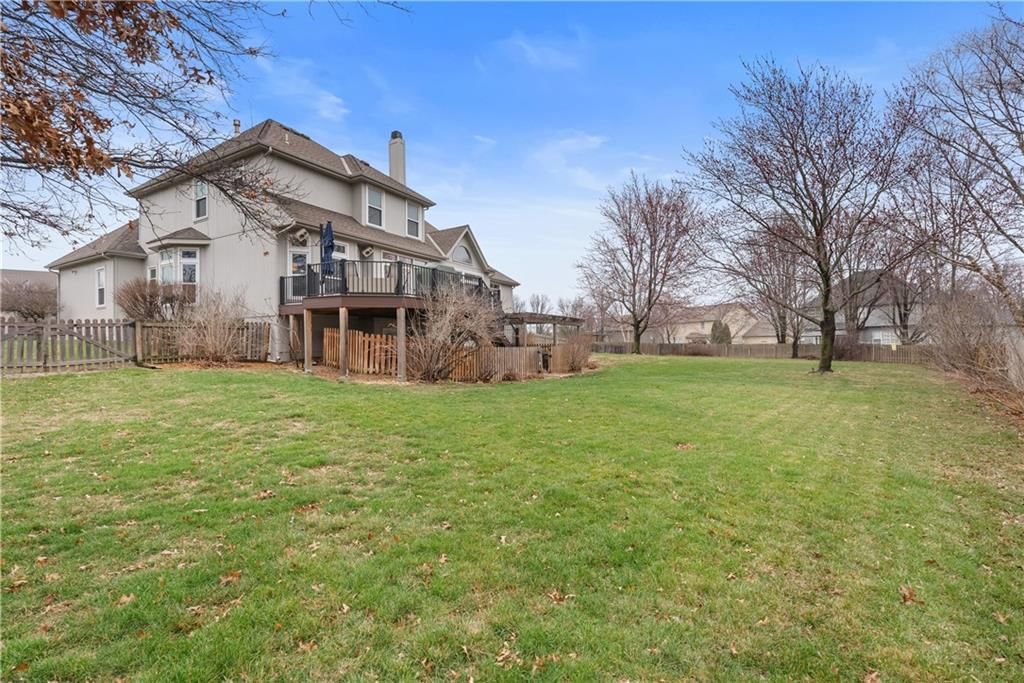 313 SW Bridlewood Court — photo 42