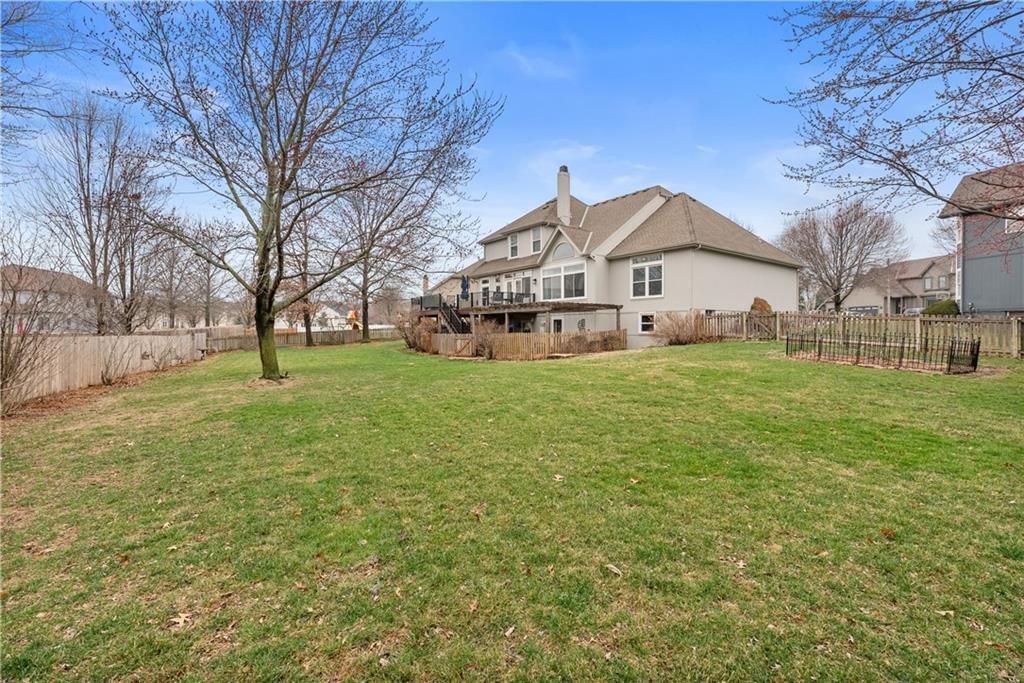 313 SW Bridlewood Court — photo 44