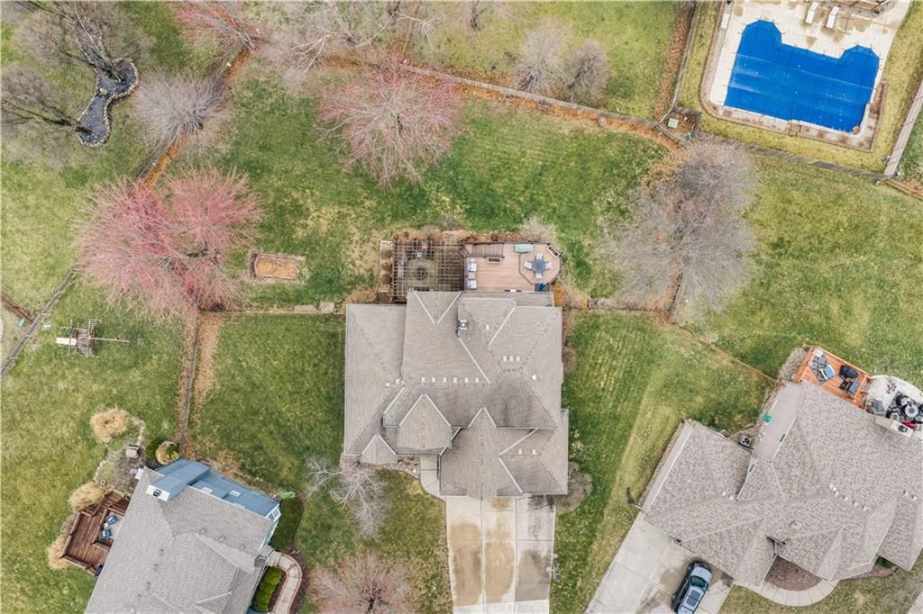 313 SW Bridlewood Court — photo 48