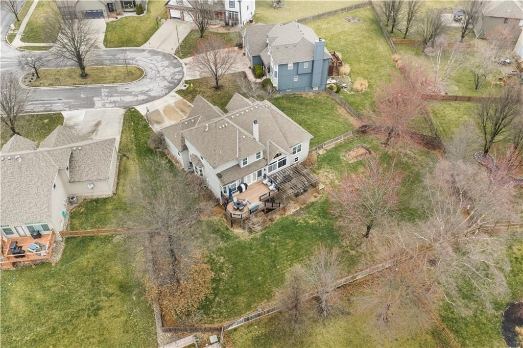 313 SW Bridlewood Court — photo 49
