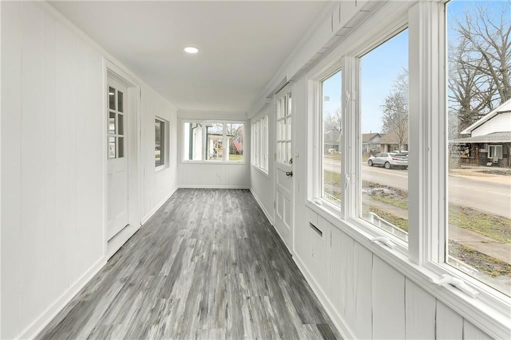 209 Brown Avenue — photo 3