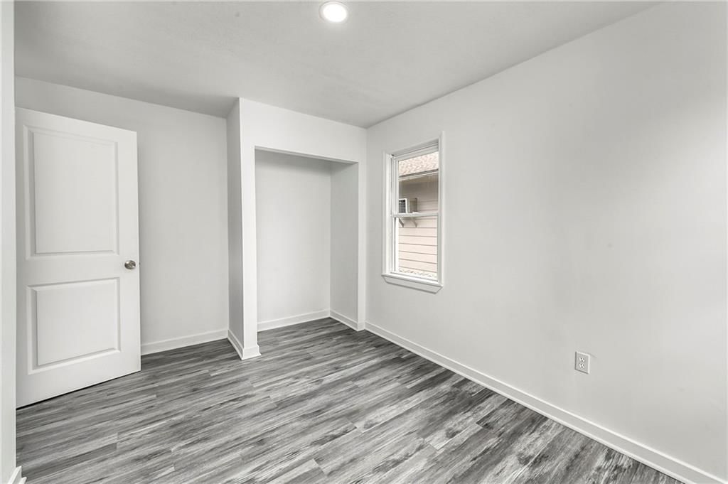 209 Brown Avenue — photo 17