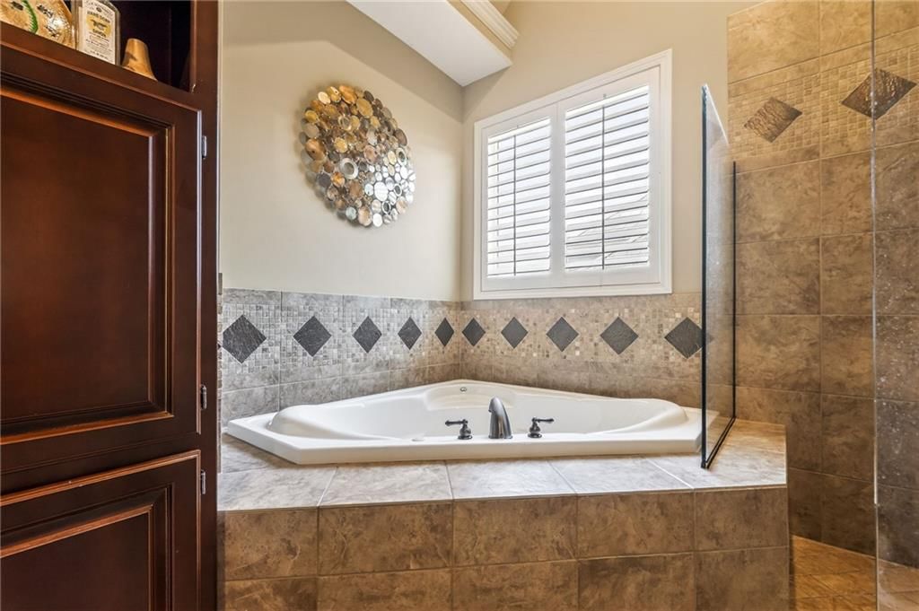 6110 Westwood Court — photo 28