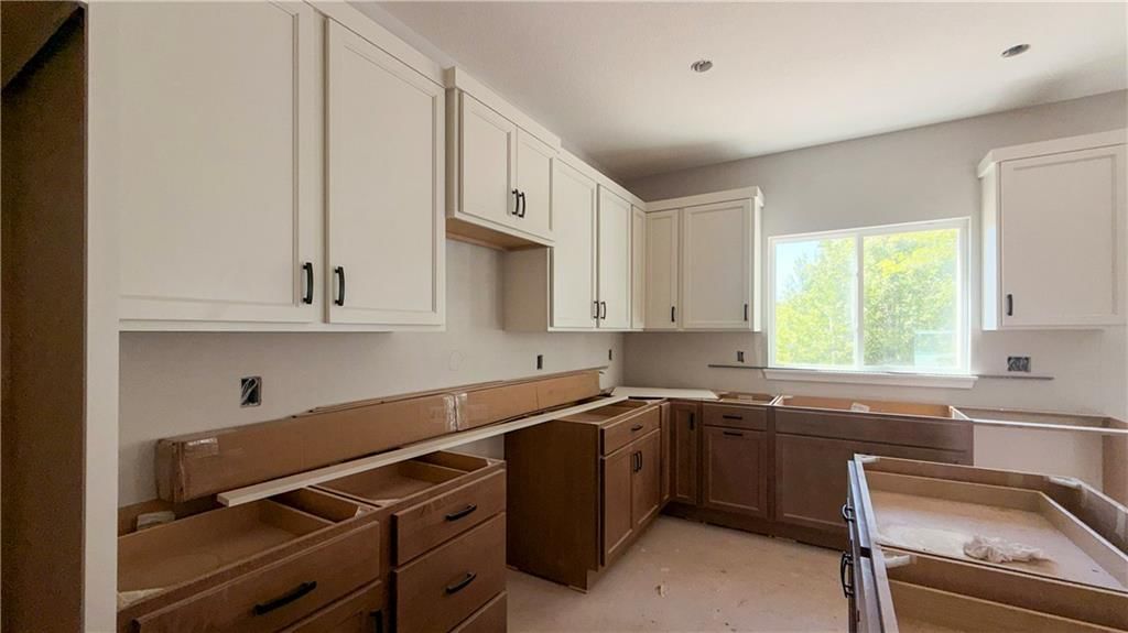 809 Glenn Circle — photo 3