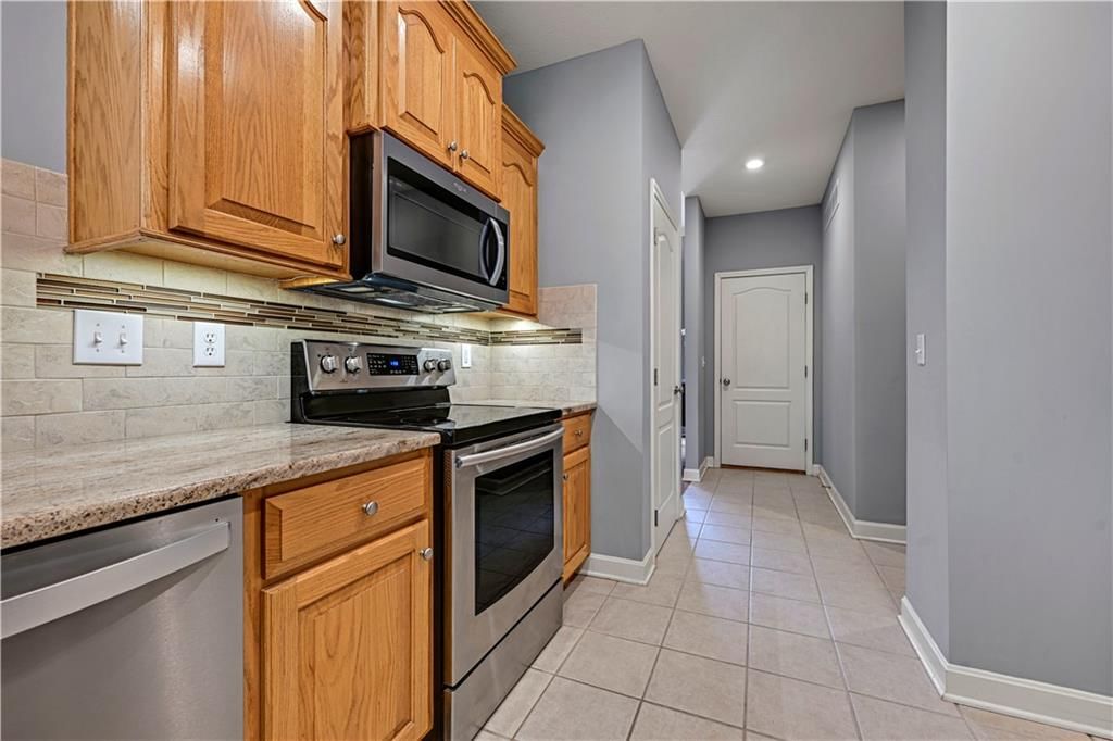 15984 W 159th Terrace — photo 14