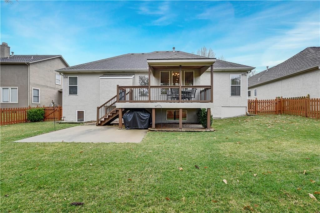 15984 W 159th Terrace — photo 35