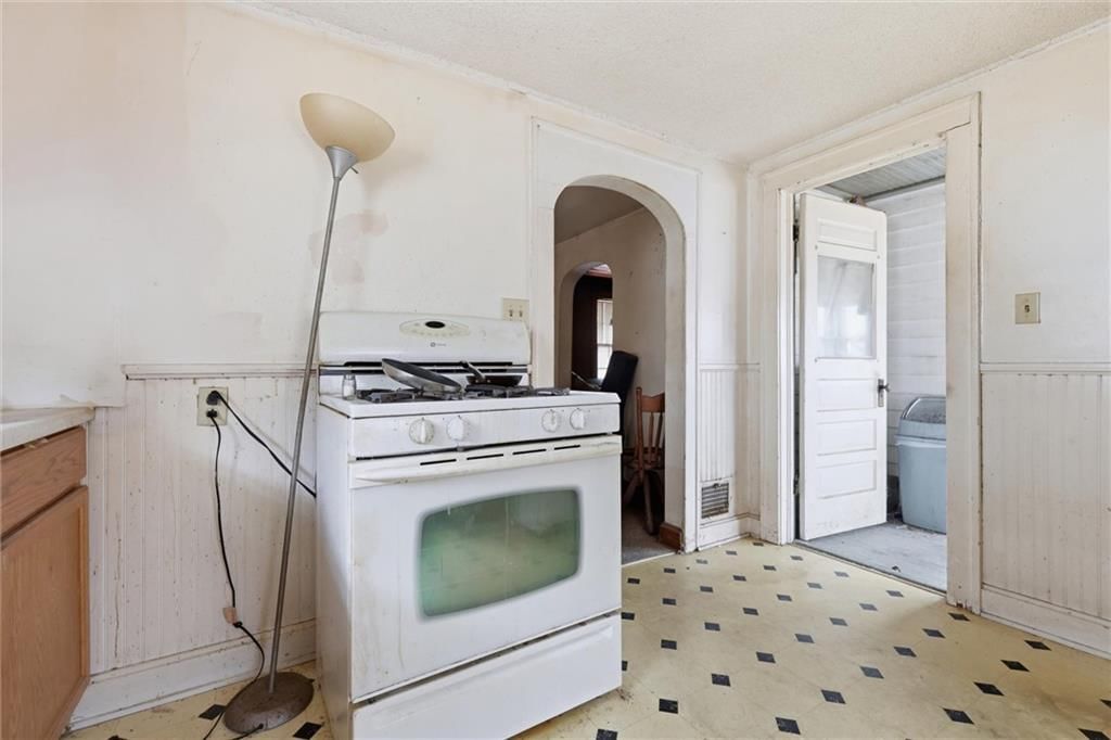 1209 S Spring Street — photo 11