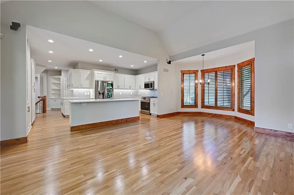 14500 Outlook Street — photo 11