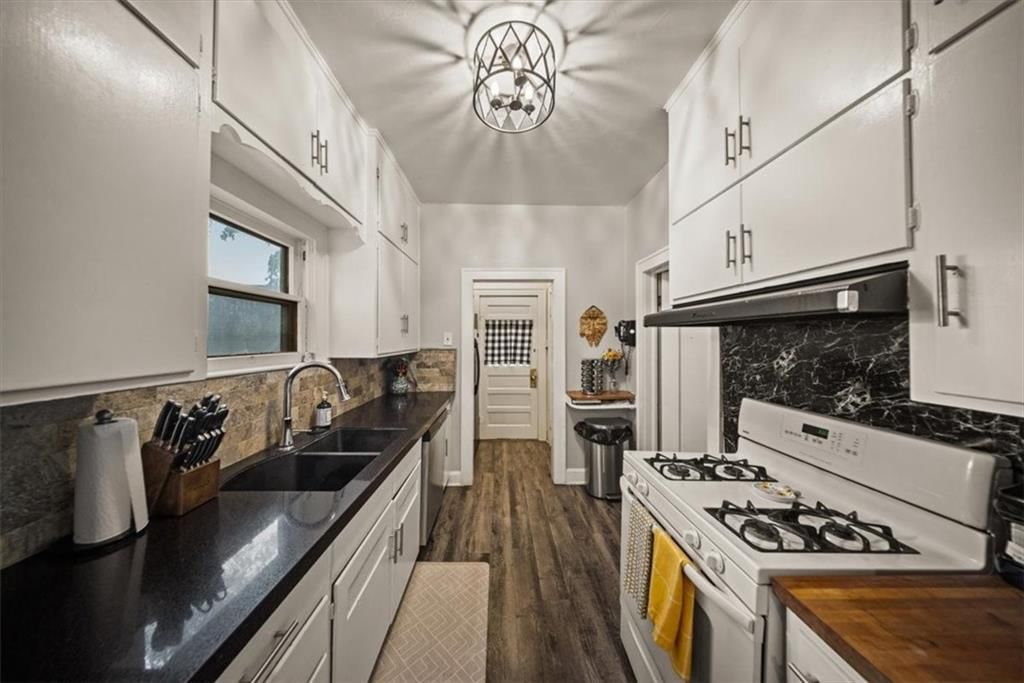 3224 Barber Avenue — photo 24