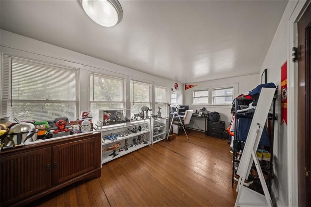 3224 Barber Avenue — photo 34