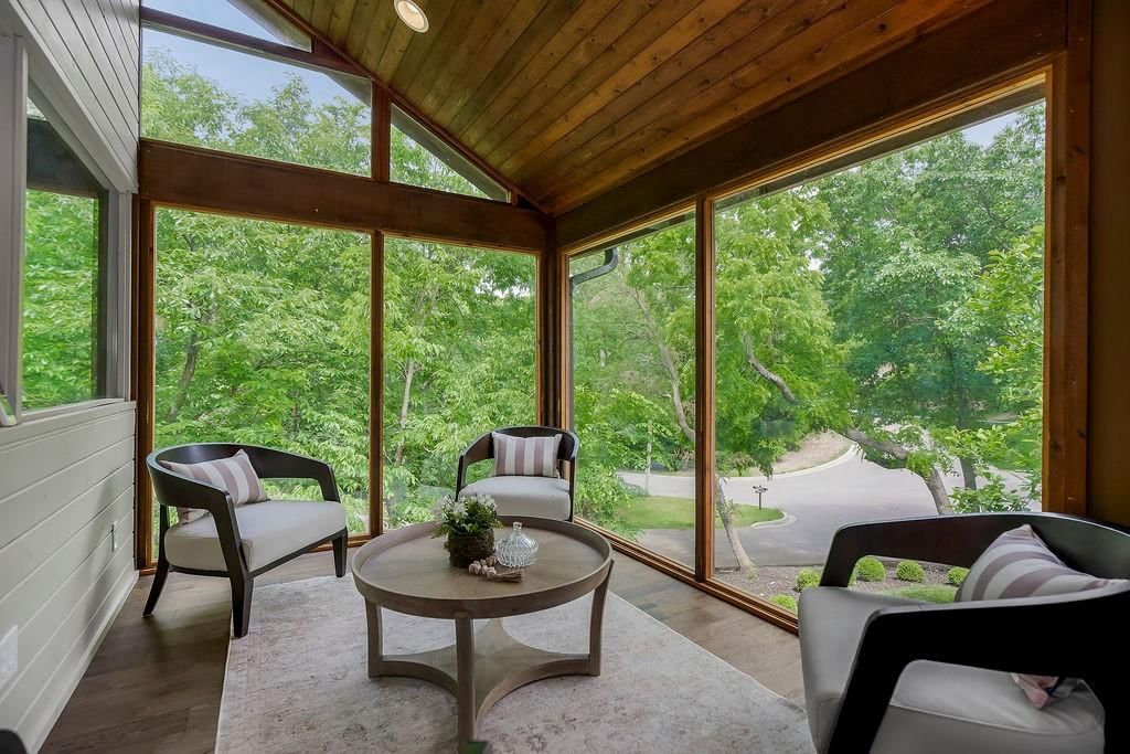 196 Glenview Street — photo 14