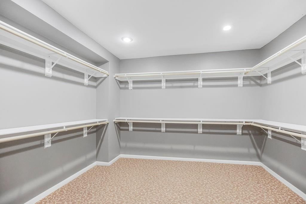196 Glenview Street — photo 33