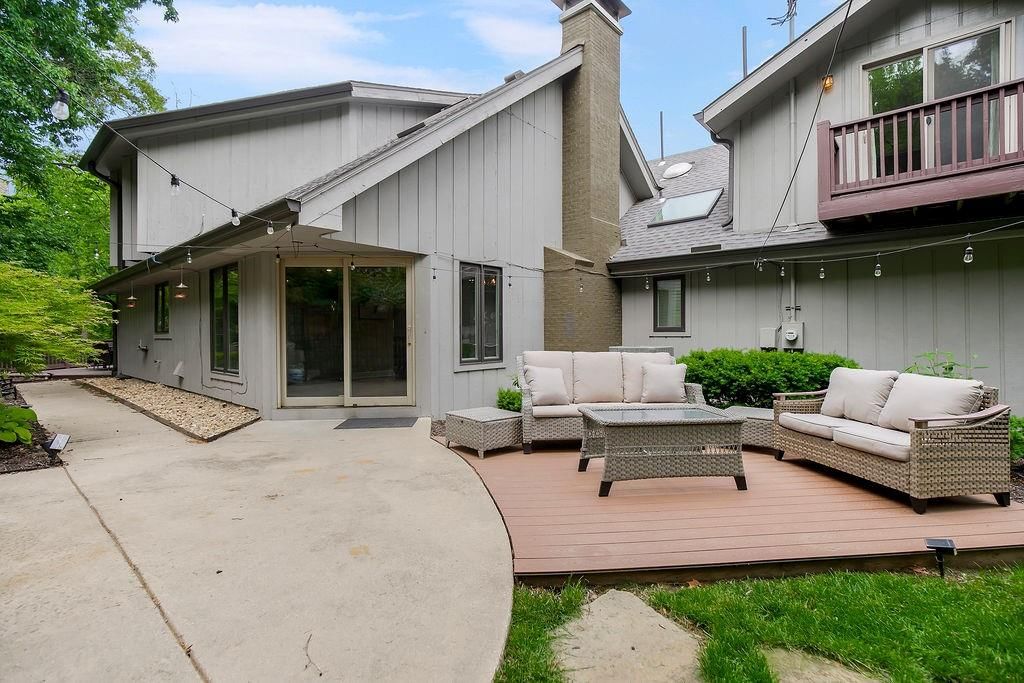 196 Glenview Street — photo 42