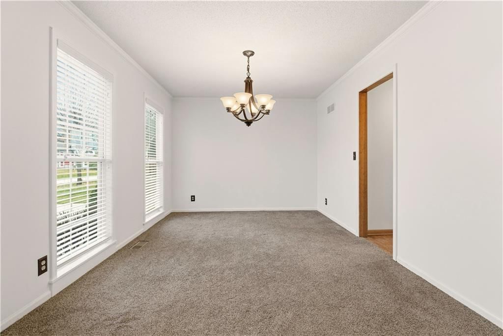 14202 W 115 Street — photo 8