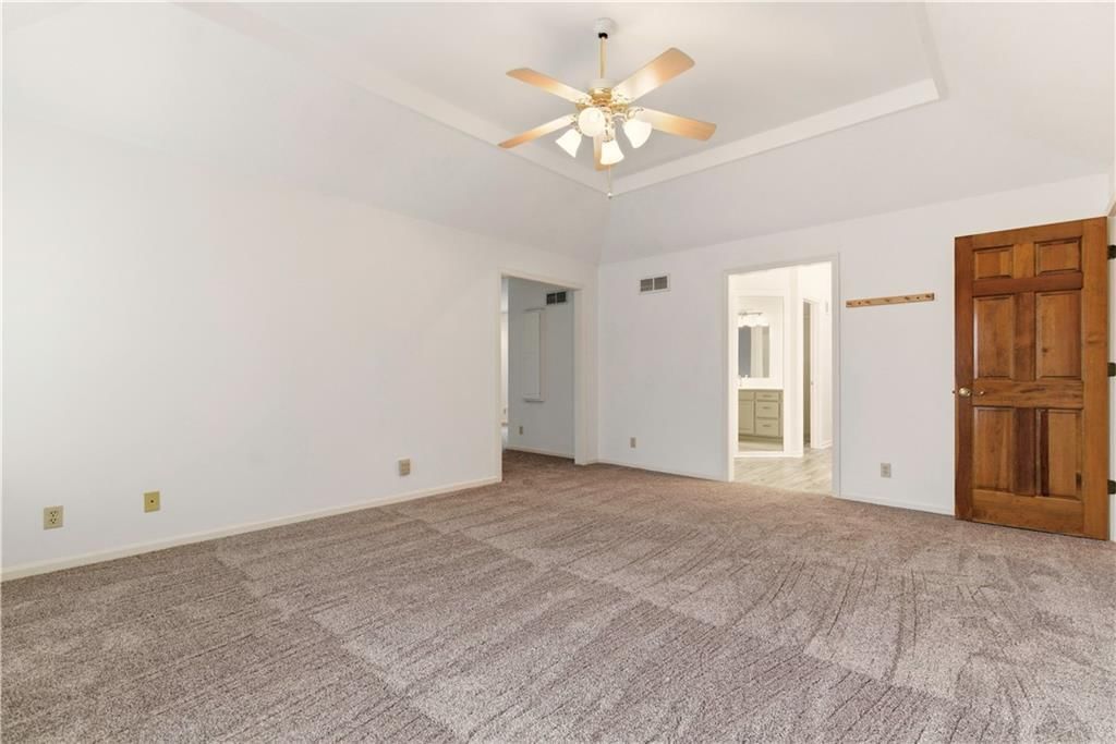 14202 W 115 Street — photo 31