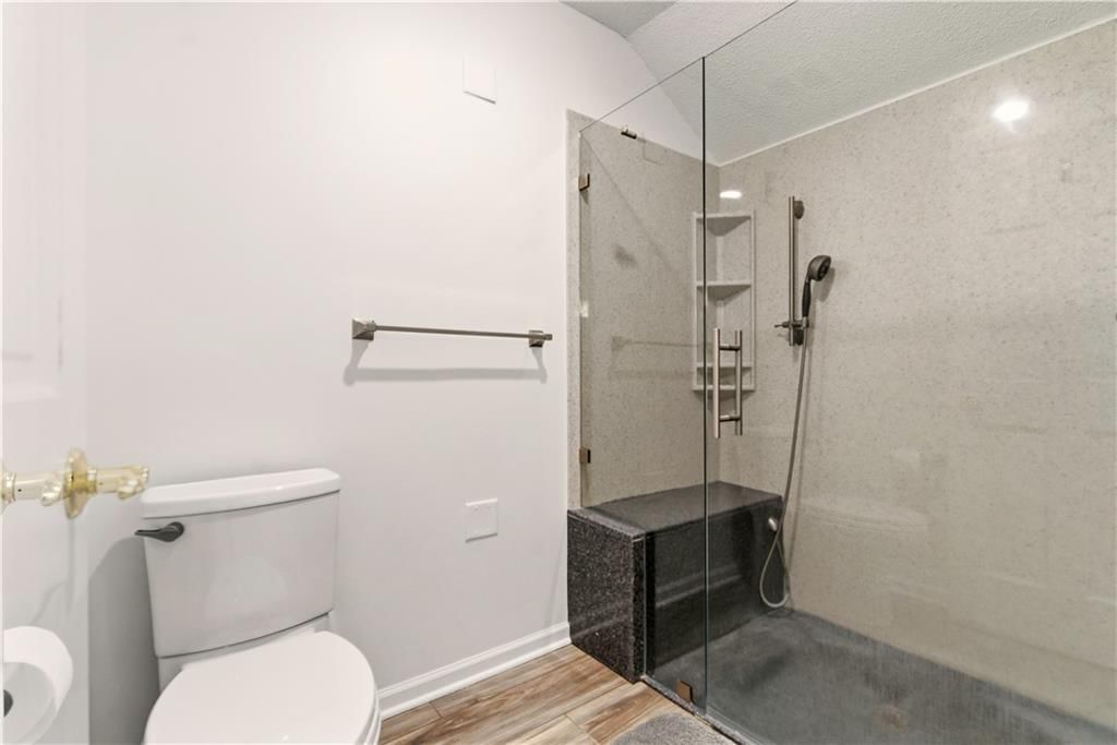 14202 W 115 Street — photo 37