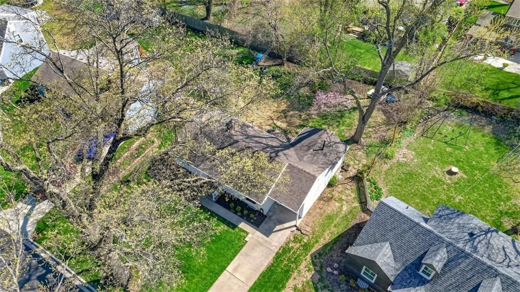4021 W 73rd Terrace — photo 30