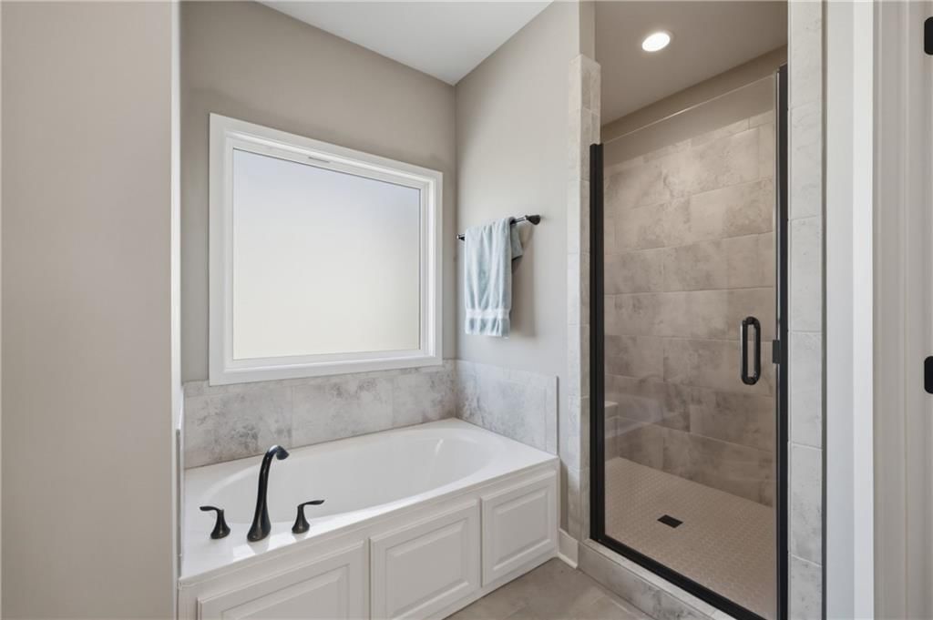 10212 N Corrington Avenue — photo 22