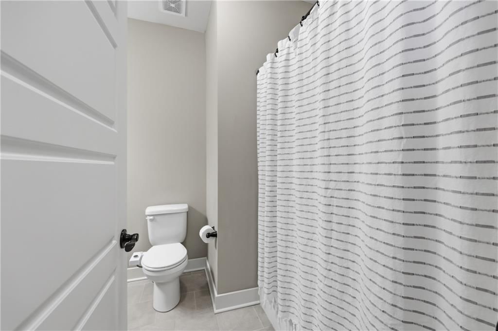 10212 N Corrington Avenue — photo 26