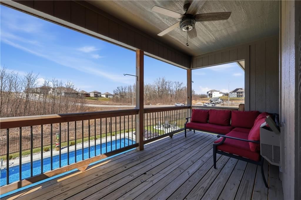 10212 N Corrington Avenue — photo 40
