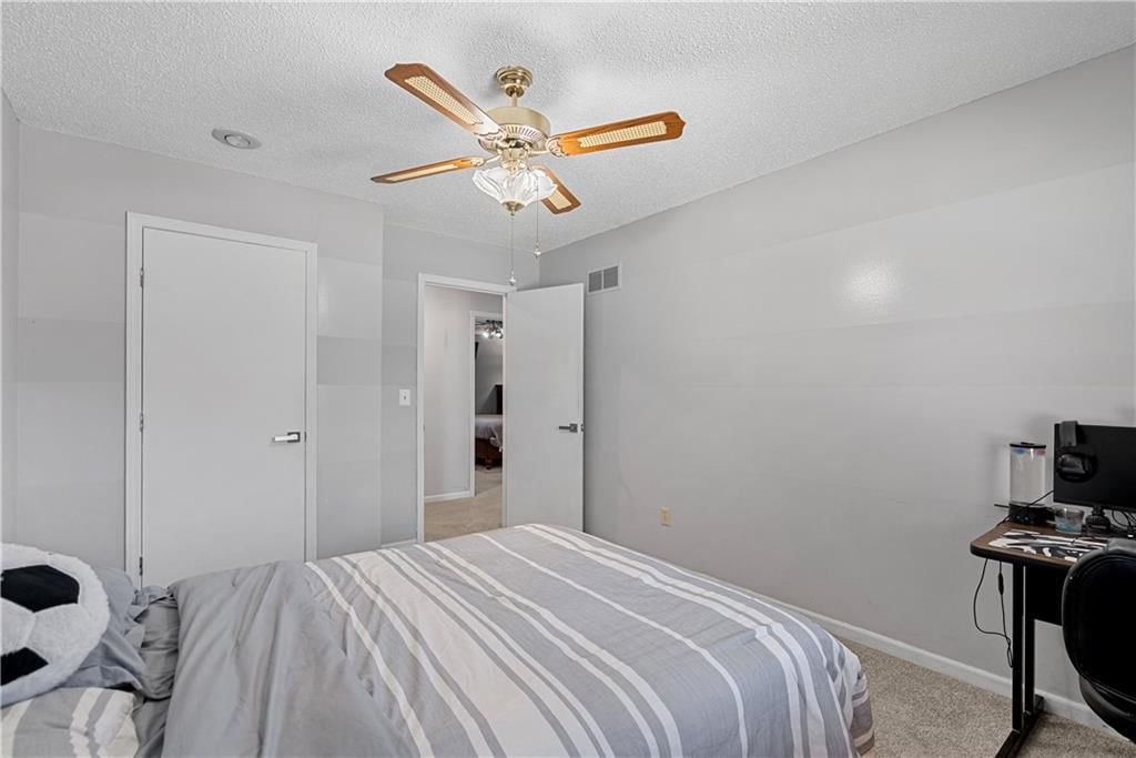 12189 S Fox Ridge Drive — photo 20