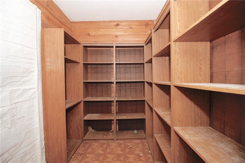 203 S Elm Street — photo 10