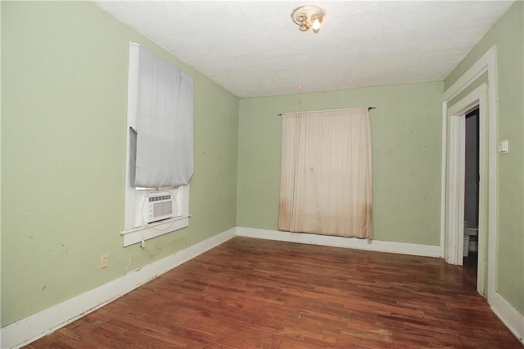 203 S Elm Street — photo 17