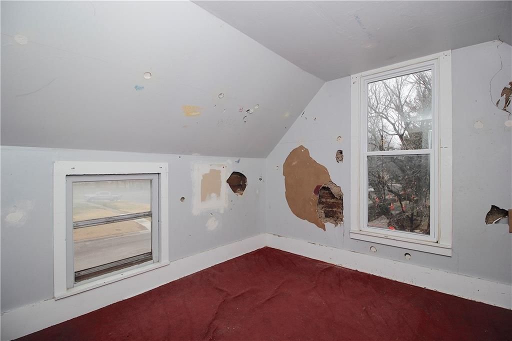 203 S Elm Street — photo 19