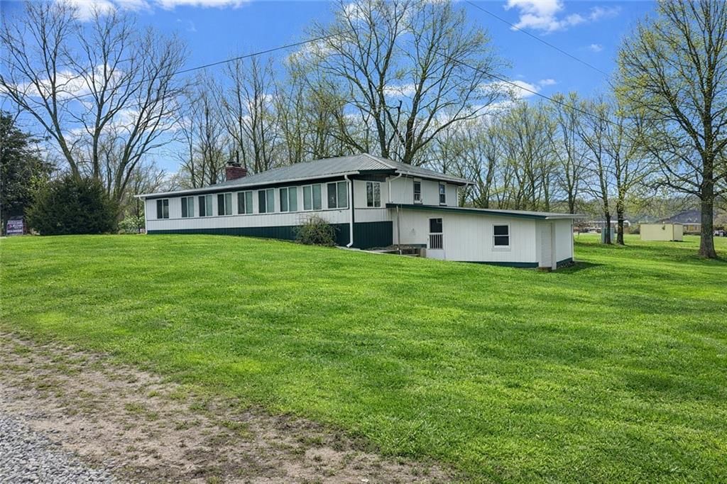 170 NE 1011 Road — photo 3