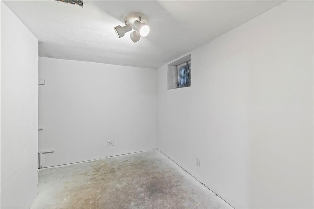 11013 E 53rd Terrace — photo 26